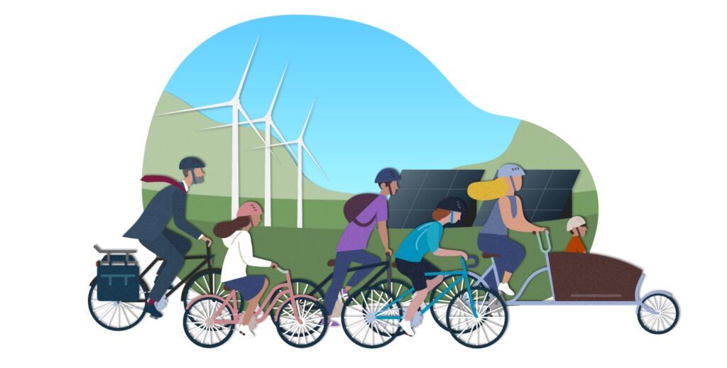 Campagnebeeld van een groep fietsende mensen met op de achtergrond verschillende bronnen van groene stroom.