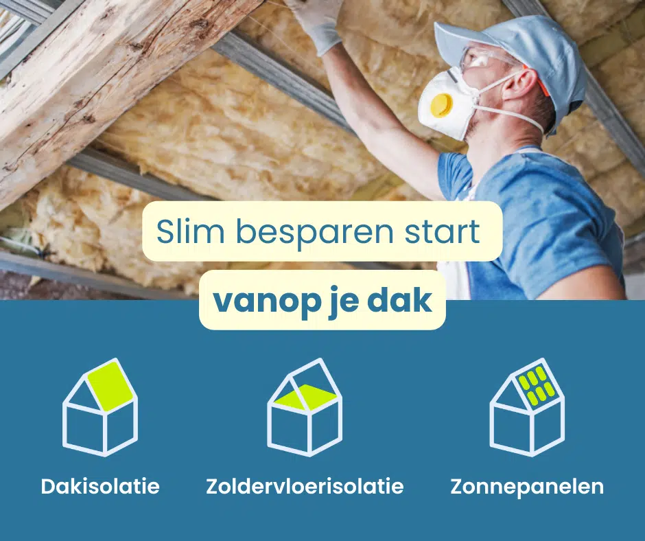 Een persoon isoleert hun dak. 